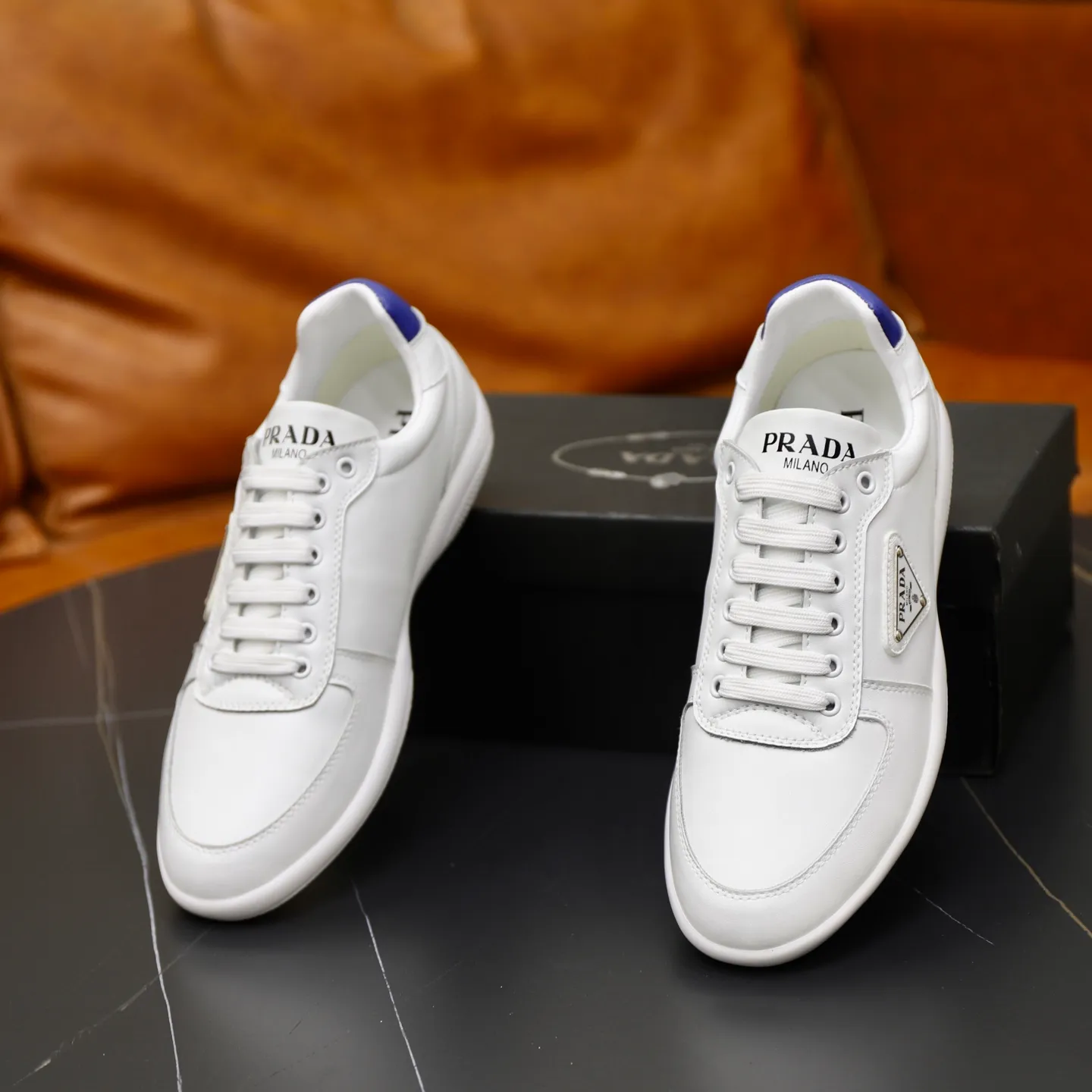 Ex-factory price: 440💰🙅‍♂️🙅‍♂️🙅‍♂️ Brand: PRADA Standard code: 38-44 (45 customized) Grade: Same as the official website Material: Original leather splicing, comfortable and breathable lining, original wear-resistant outsole Style category: Men's fashionable casual shoes, running shoes, noble luxury brand elements, top luxury Color: actual picture color